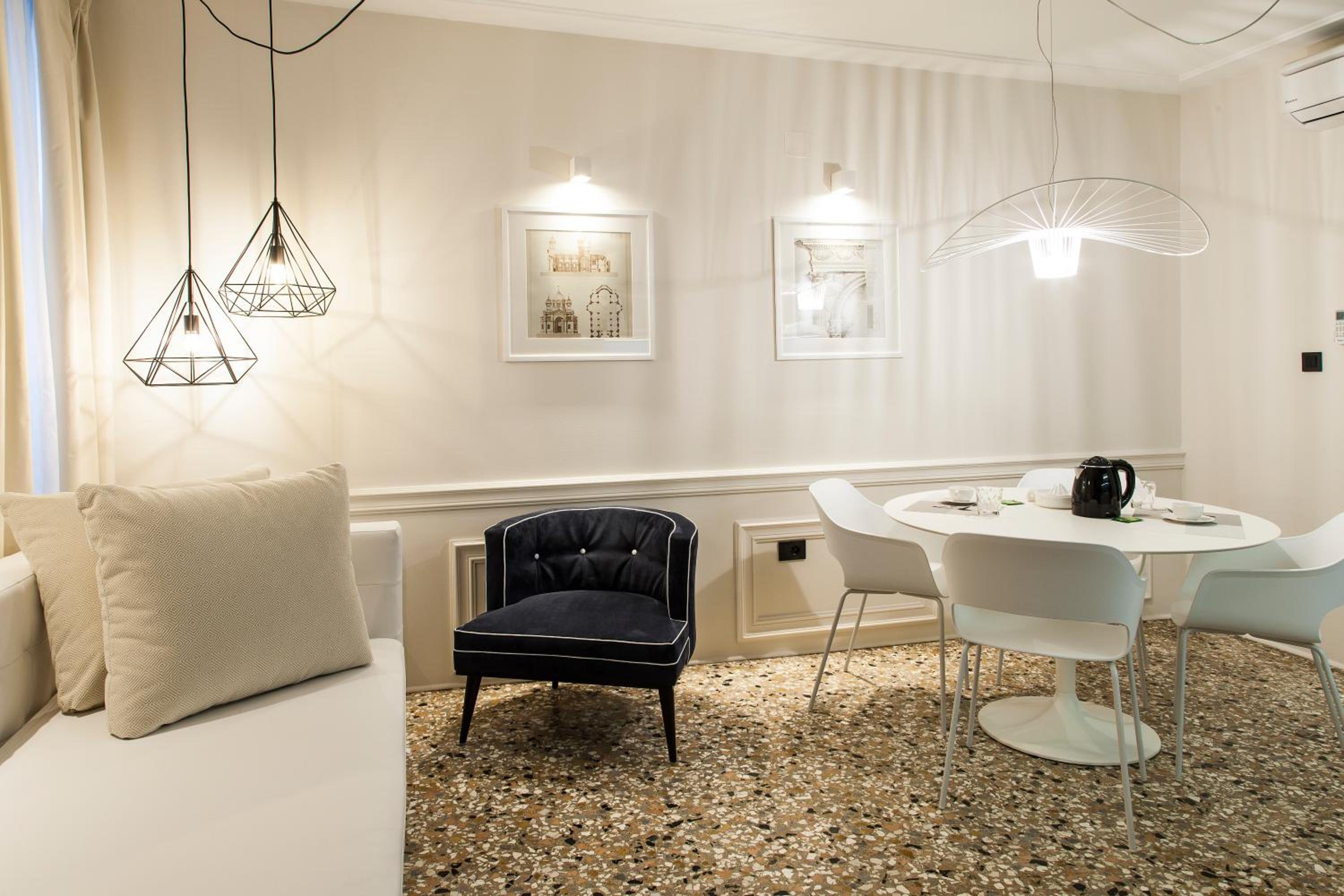 San Marco Suite 755