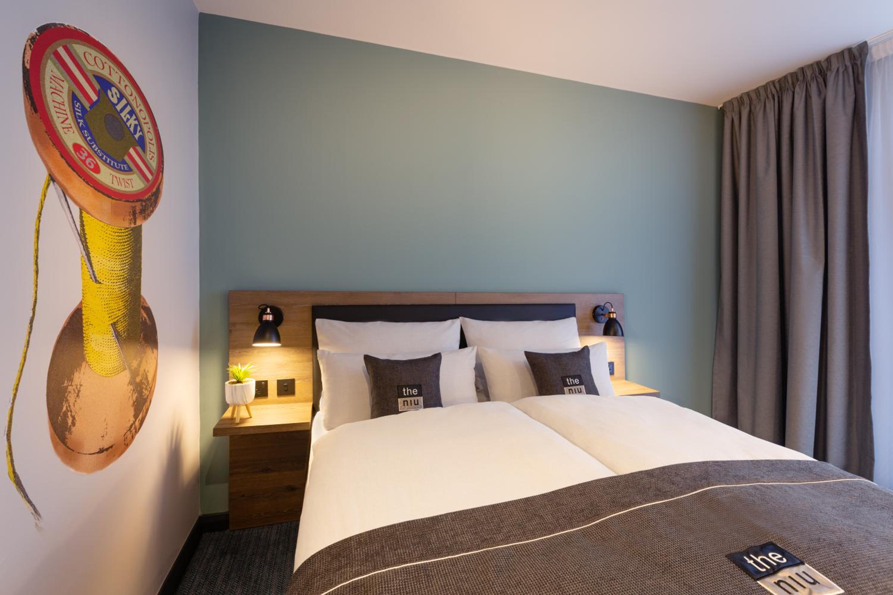 Holiday Inn - the niu, LOOM MANCHESTER NORTH by IHG