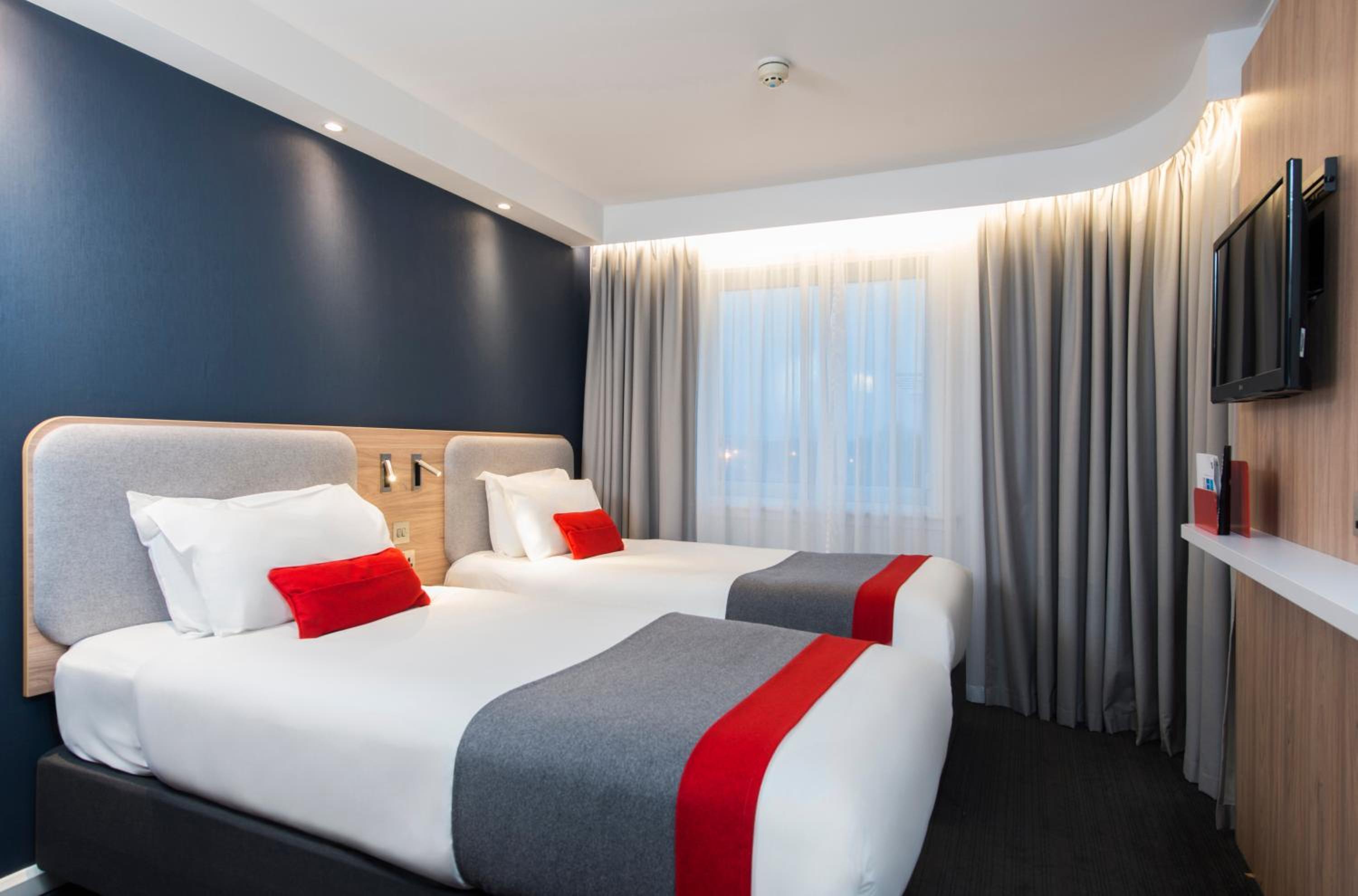 Holiday Inn Express EDINBURGH - LEITH WATERFRONT by IHG