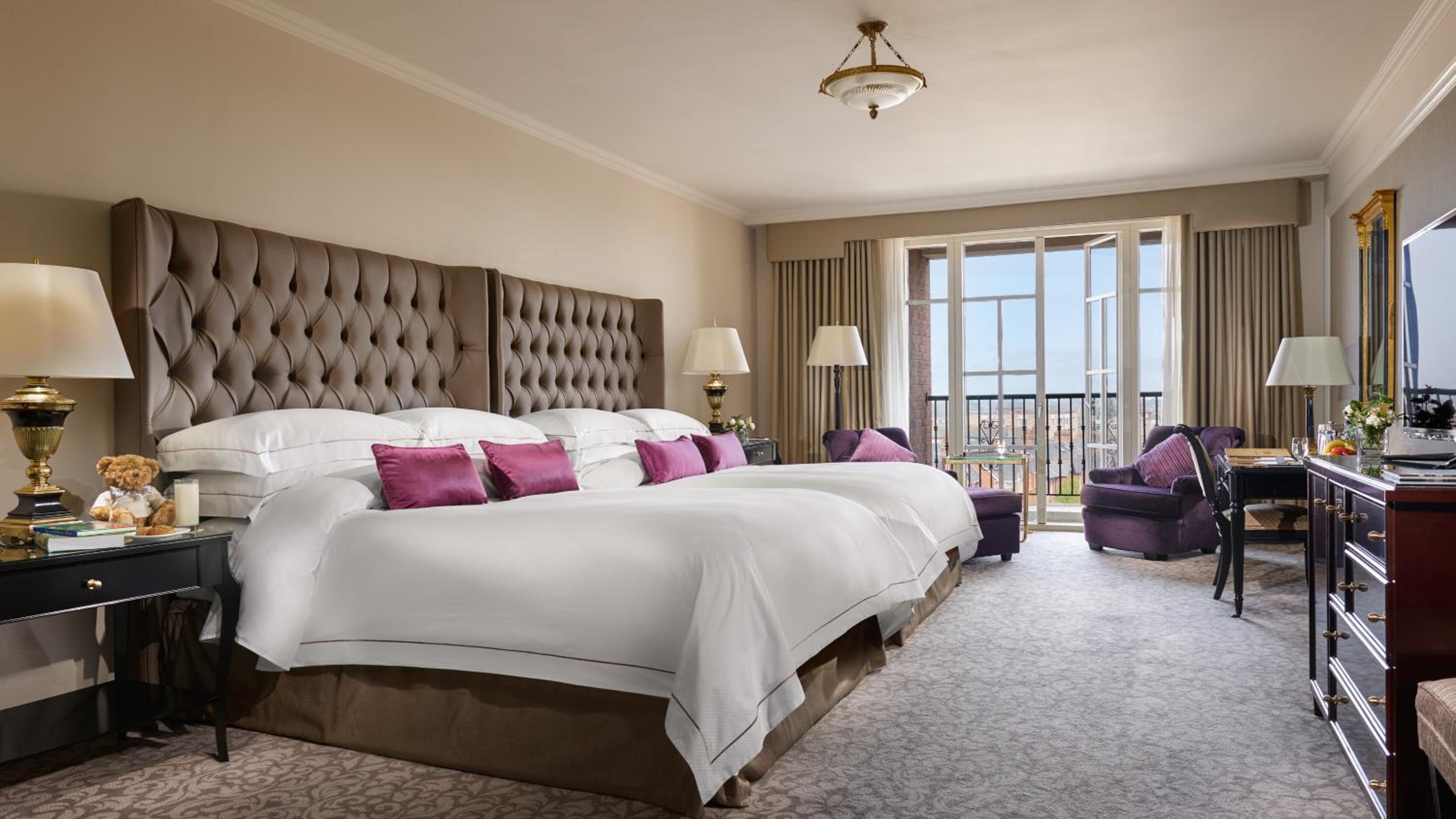 InterContinental Hotels DUBLIN by IHG