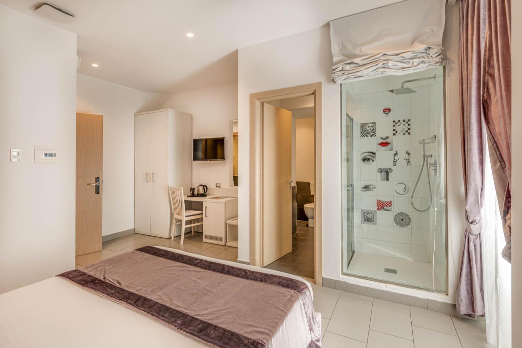 Trevi Palace Hotel