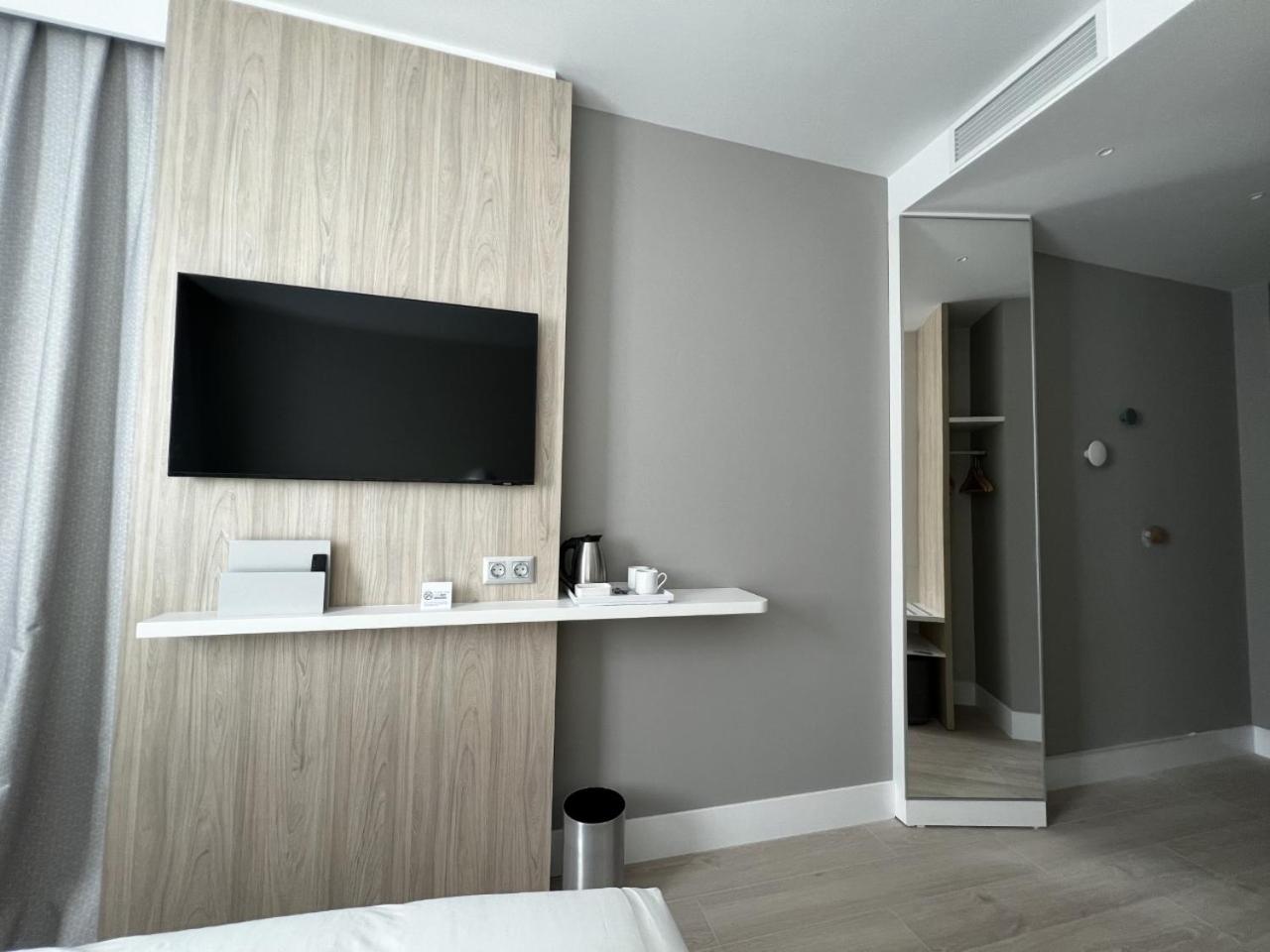Holiday Inn Express MADRID - AIRPORT by IHG