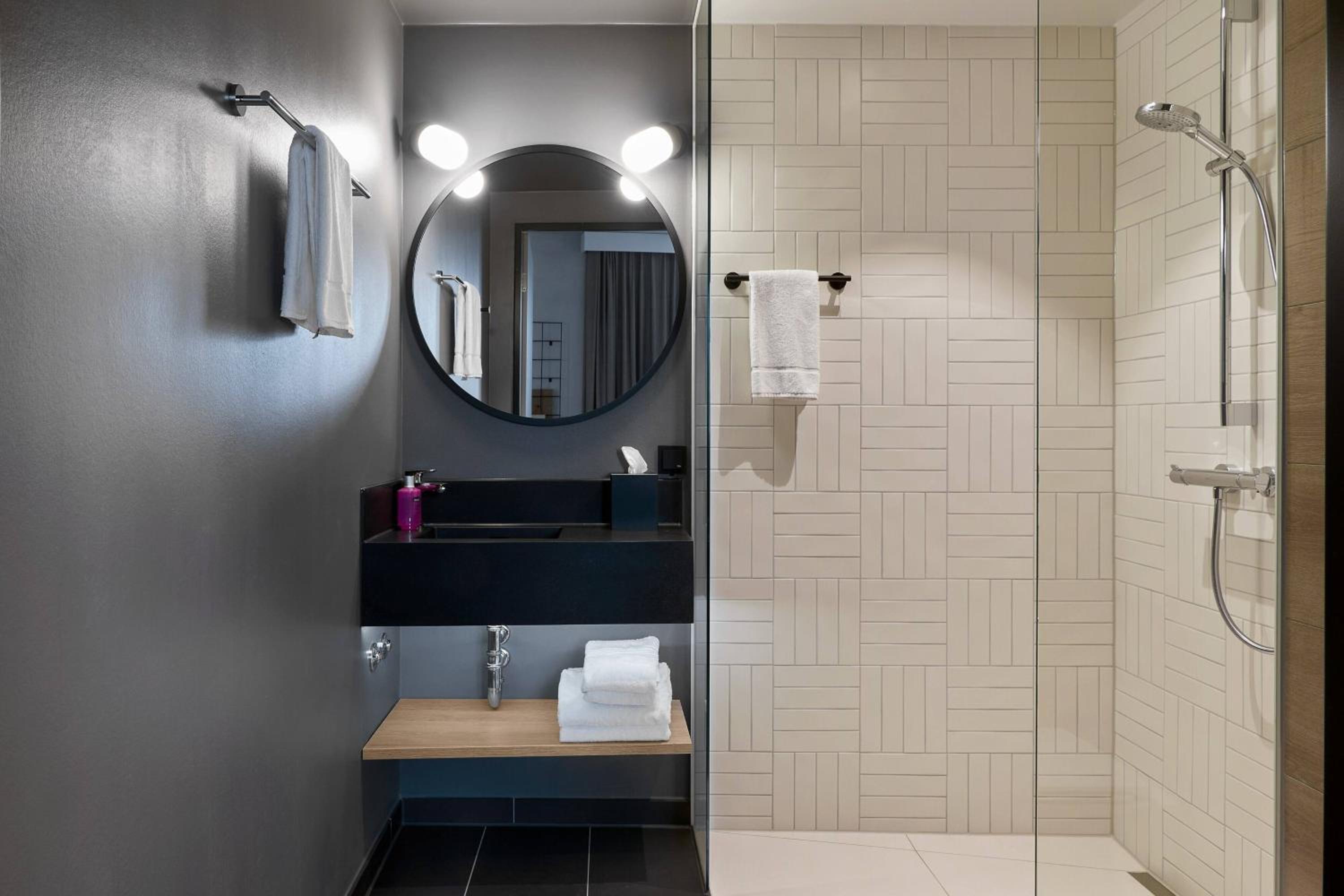 Moxy Cologne Bonn Airport