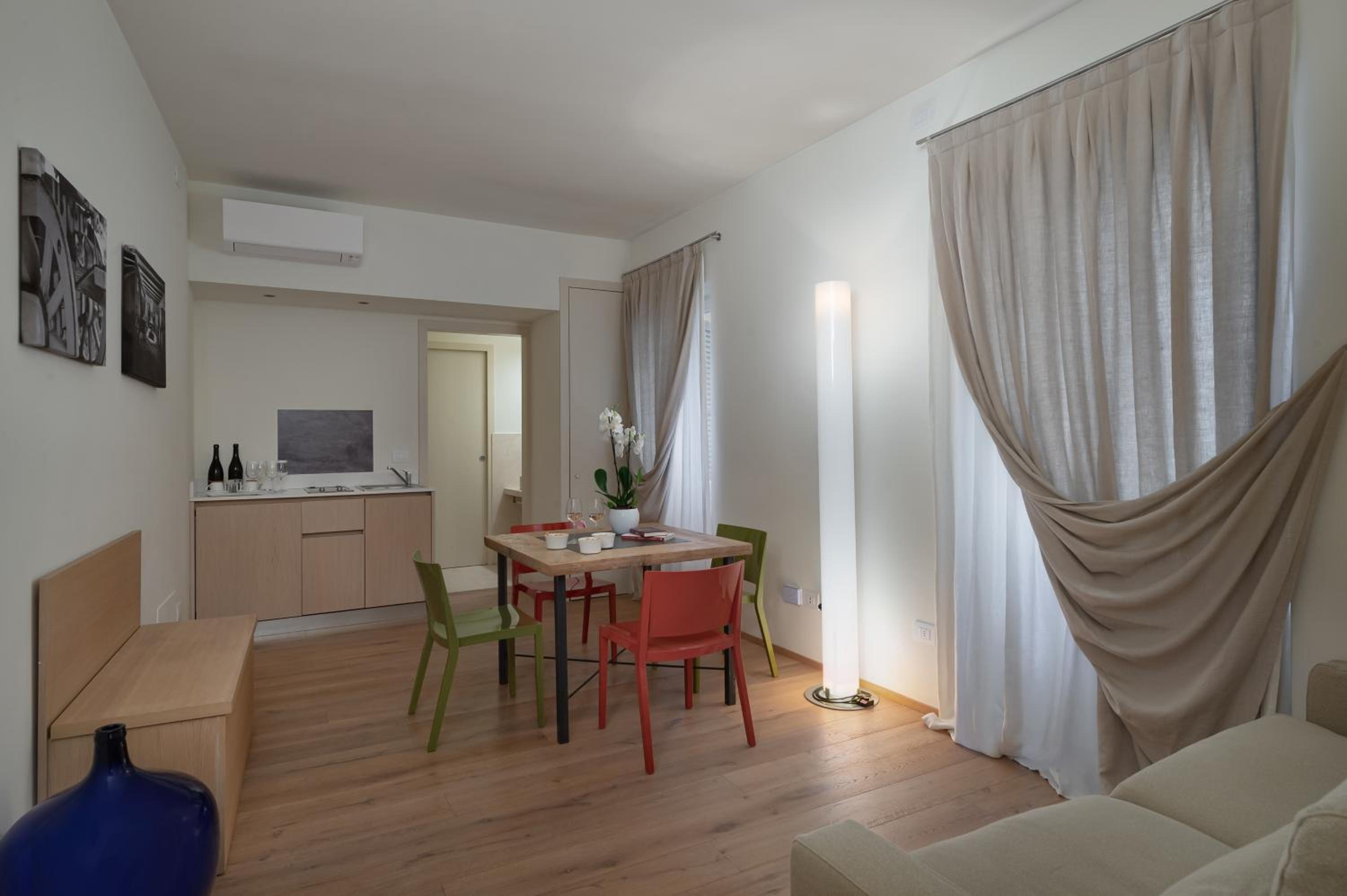 Massimago Wine Suites