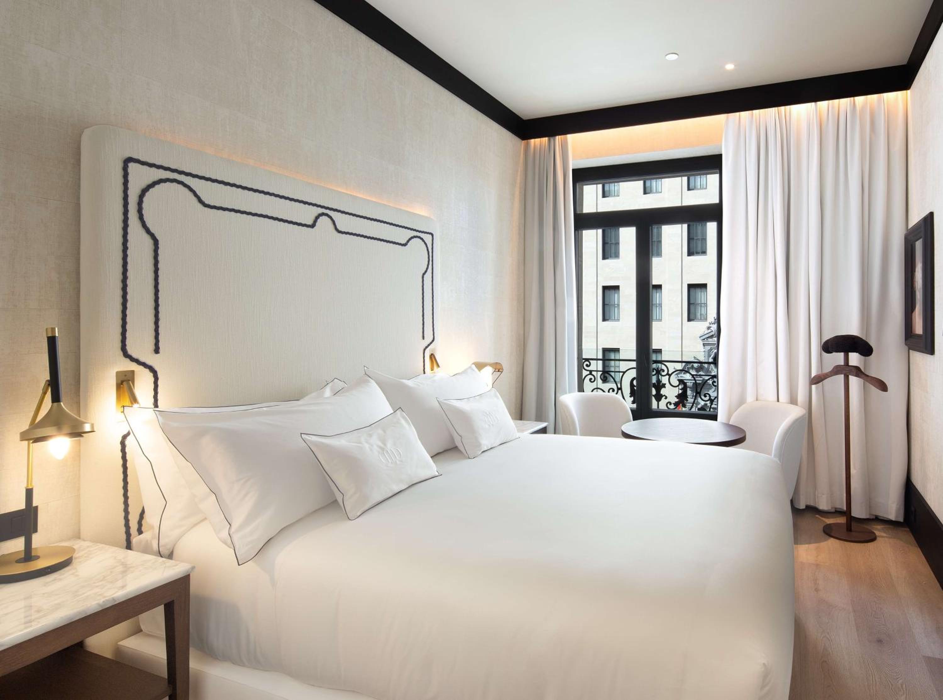 Hotel Montera Madrid, Curio Collection by Hilton