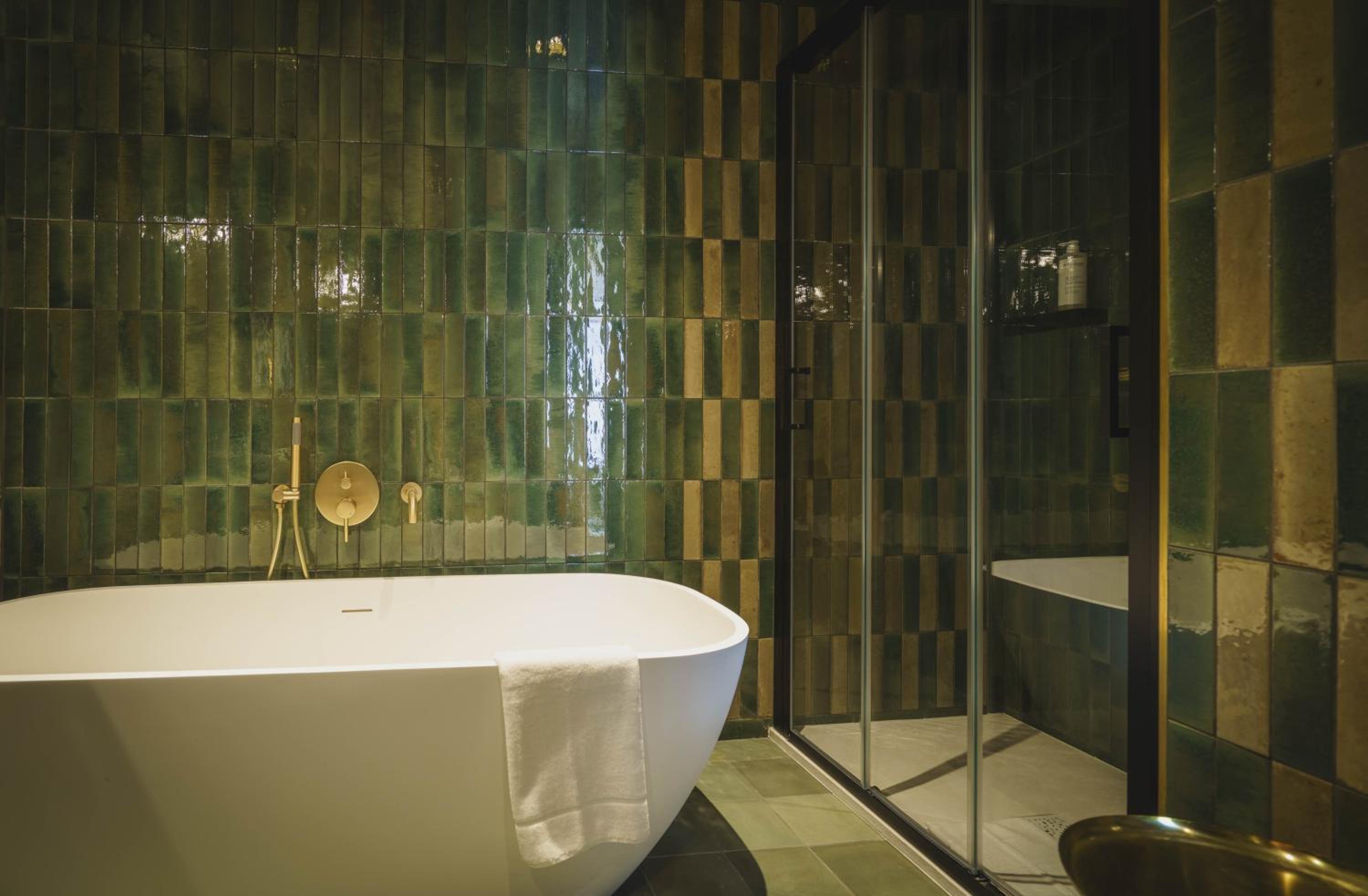 Hotel Gounod Fully Renovated