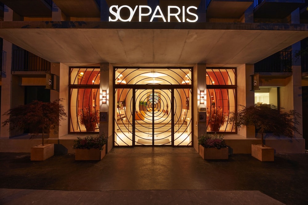 SO/ PARIS