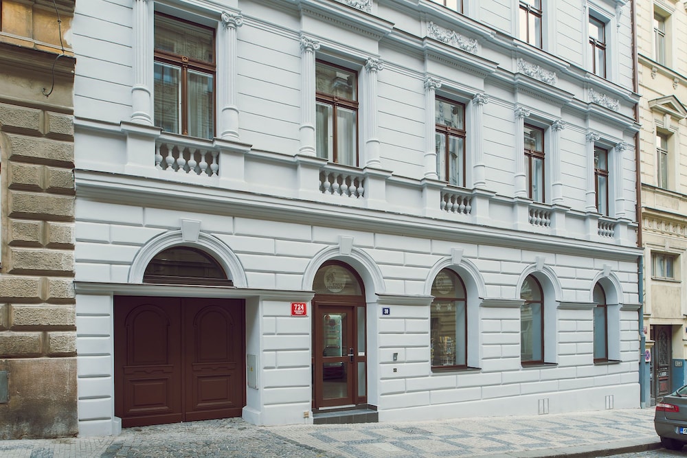 Kings Residence