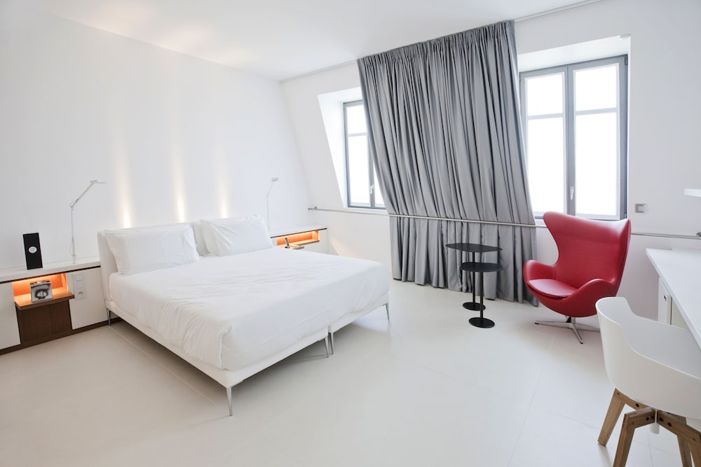 Hotel C2