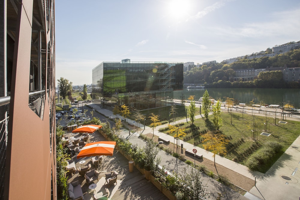 Mob Hotel Lyon Confluence