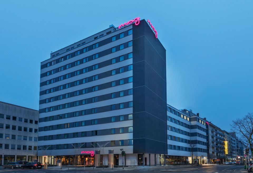 Moxy Duesseldorf City