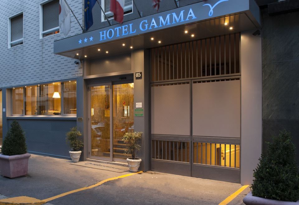 Hotel Gamma