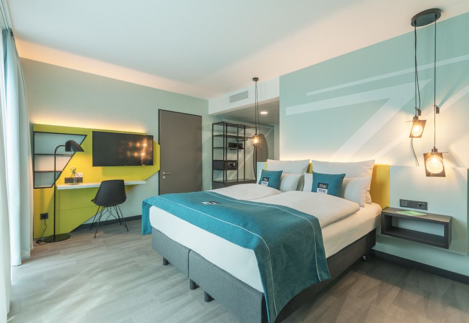 Holiday Inn - the niu, SEVEN DUSSELDORF OST by IHG