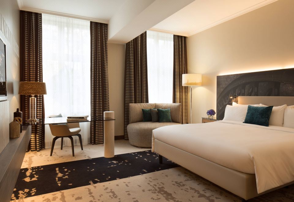 Renaissance Hamburg Hotel
