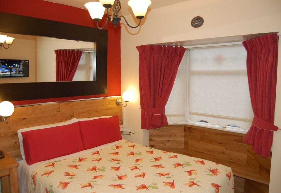 FlyOver Bed and Breakfast
