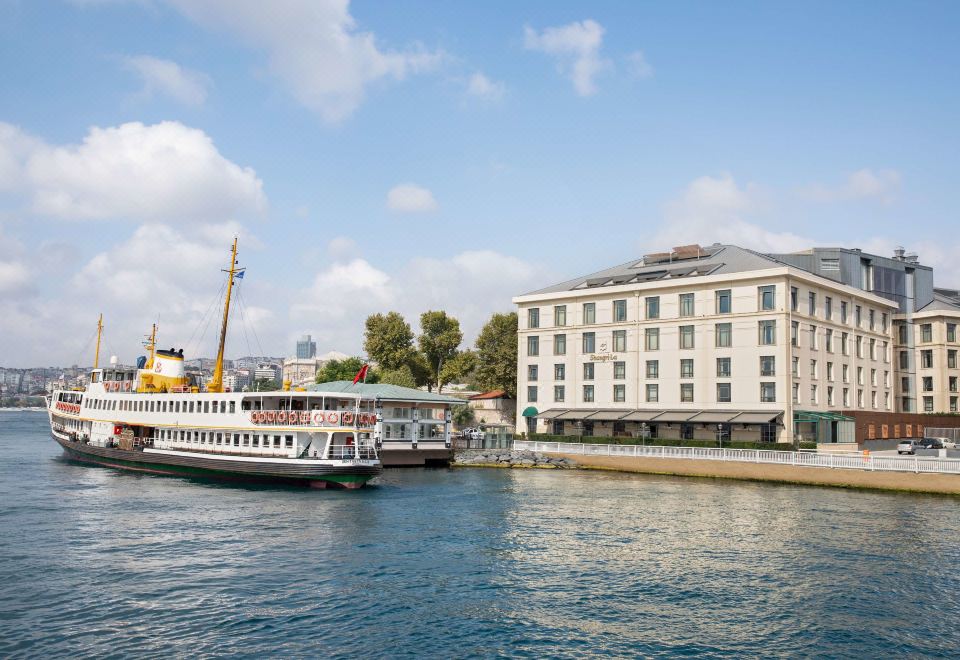 Shangri-La Bosphorus, Istanbul