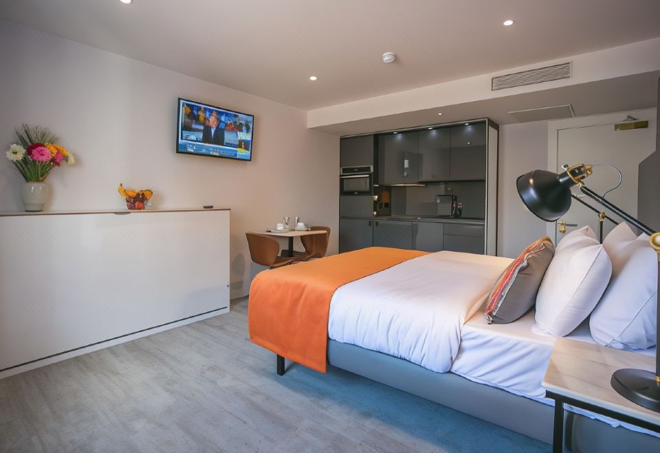 Grafton Street Studios by City Break Apartments